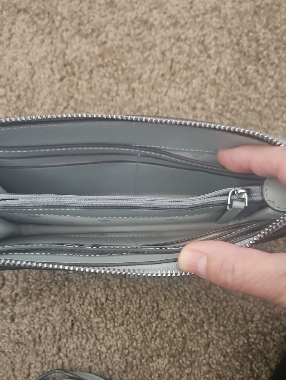 kate spade gray leather crossbody wallet with detachable strap - Picture 4 of 6